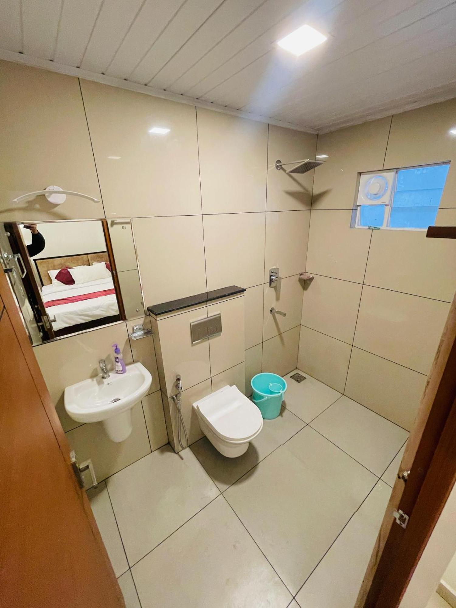 Hotel House 3*