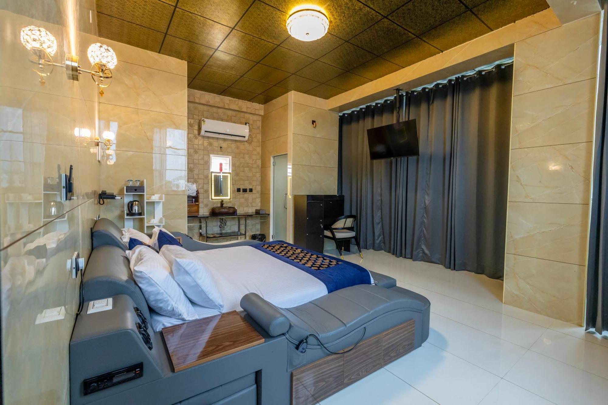 Willington & Harbour View Residency