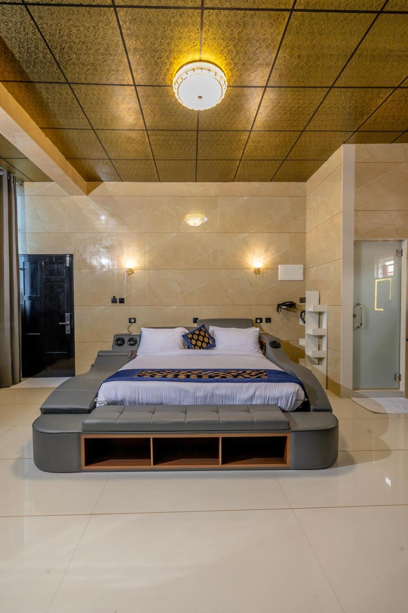 Willington & Harbour View Residency Kochi