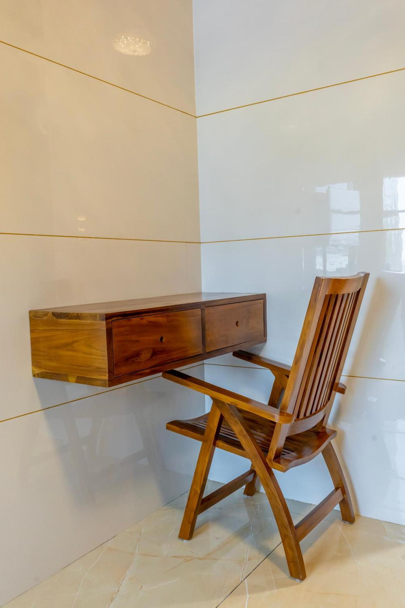 Hotel Willington & Harbour View Residency *