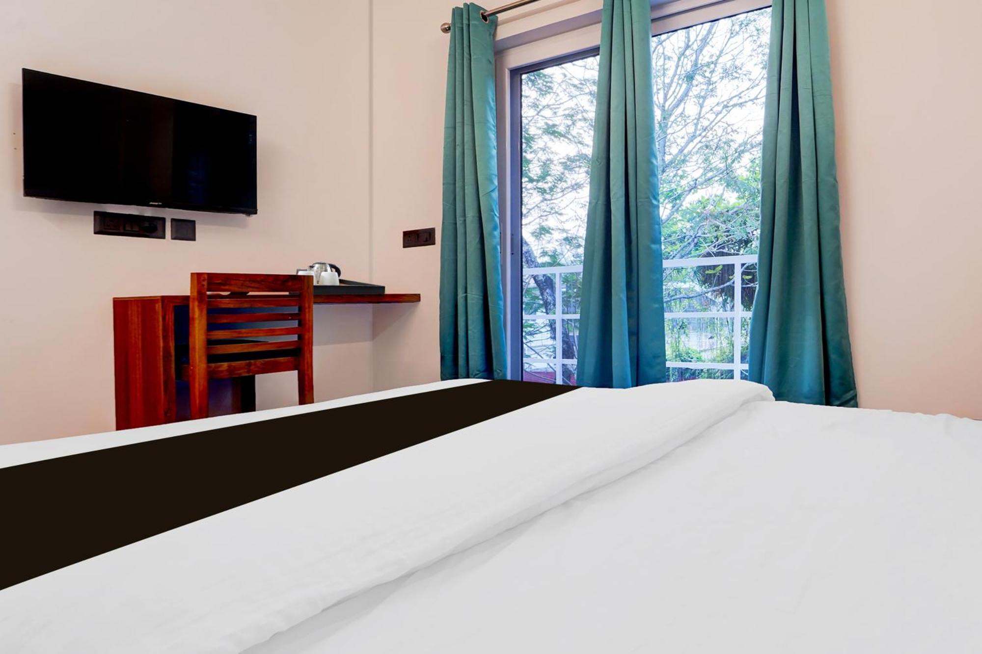 Super O Gandhi Nagar Near South Railway Backgate 3*