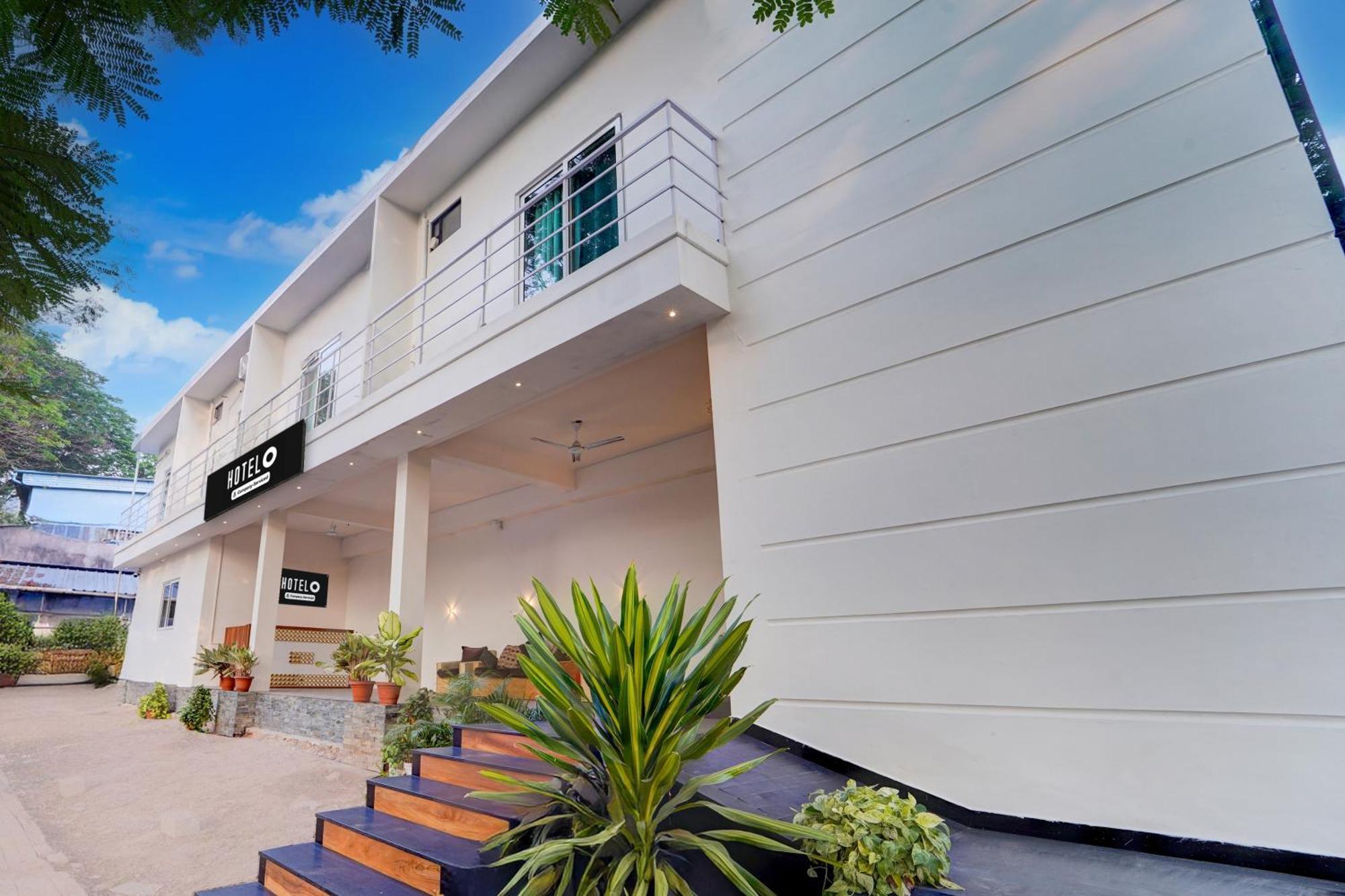 Hotel Super O Gandhi Nagar Near South Railway Backgate Kochi