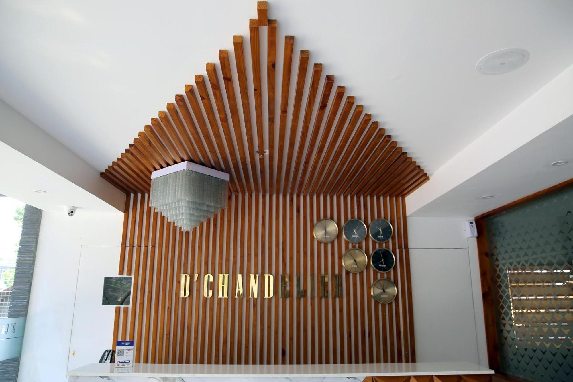 Hotel New Dchandelier 3*
