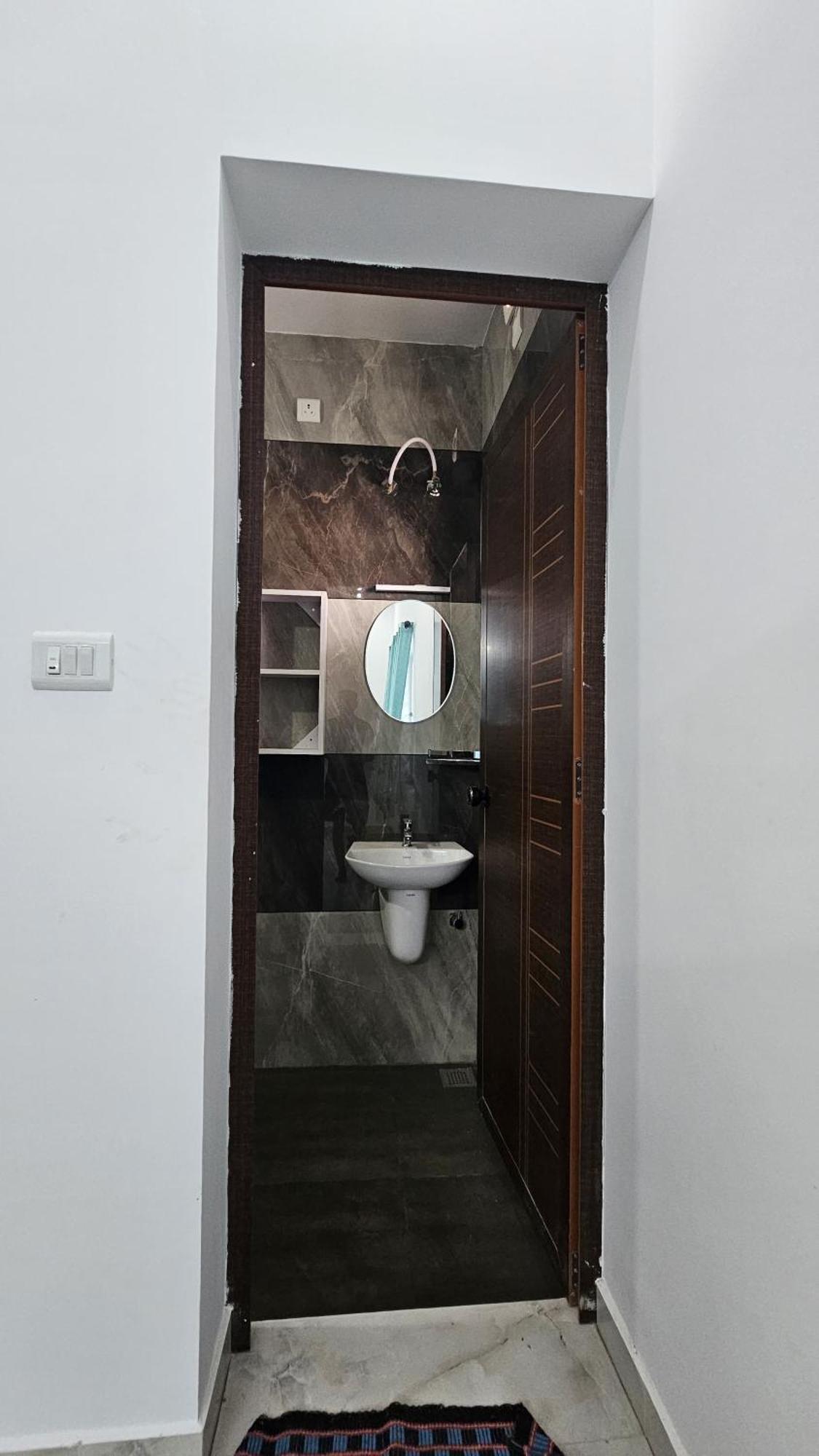 Ramanandam Apartment *