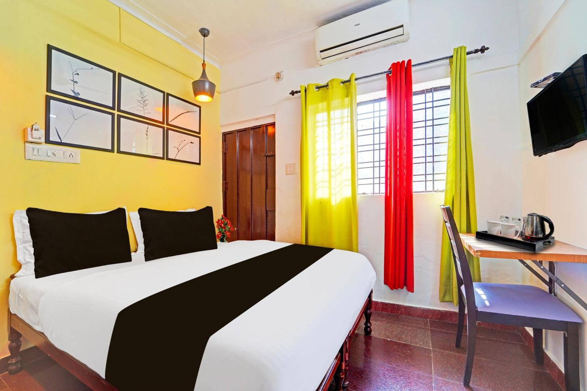 Super O Thammanam Hotel *