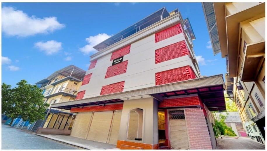 Collection O Market Road Ernakulam Hotel