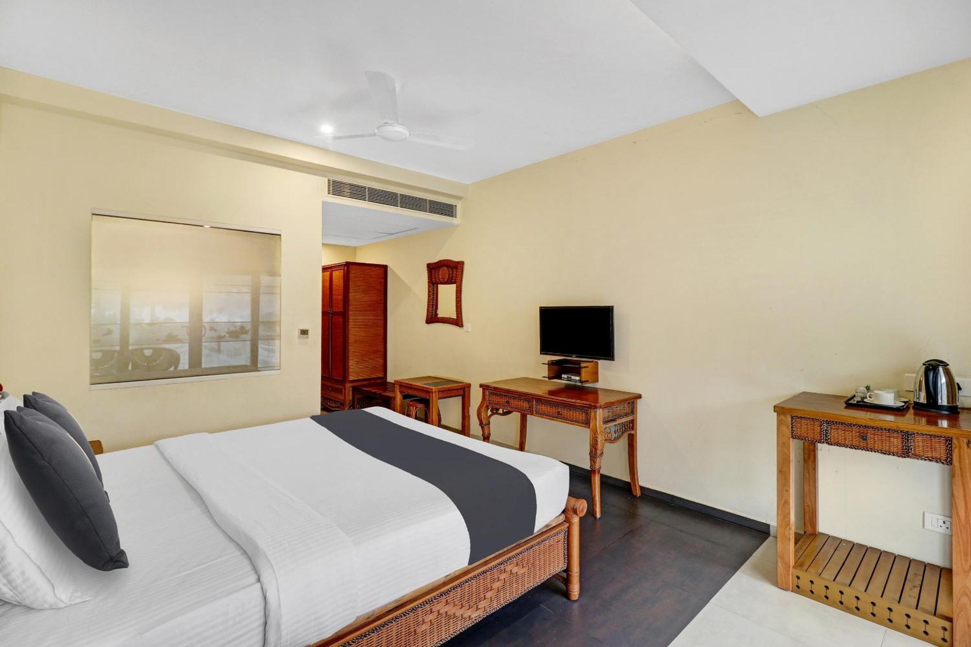 Townhouse Oak Edassery's Sealine 4*