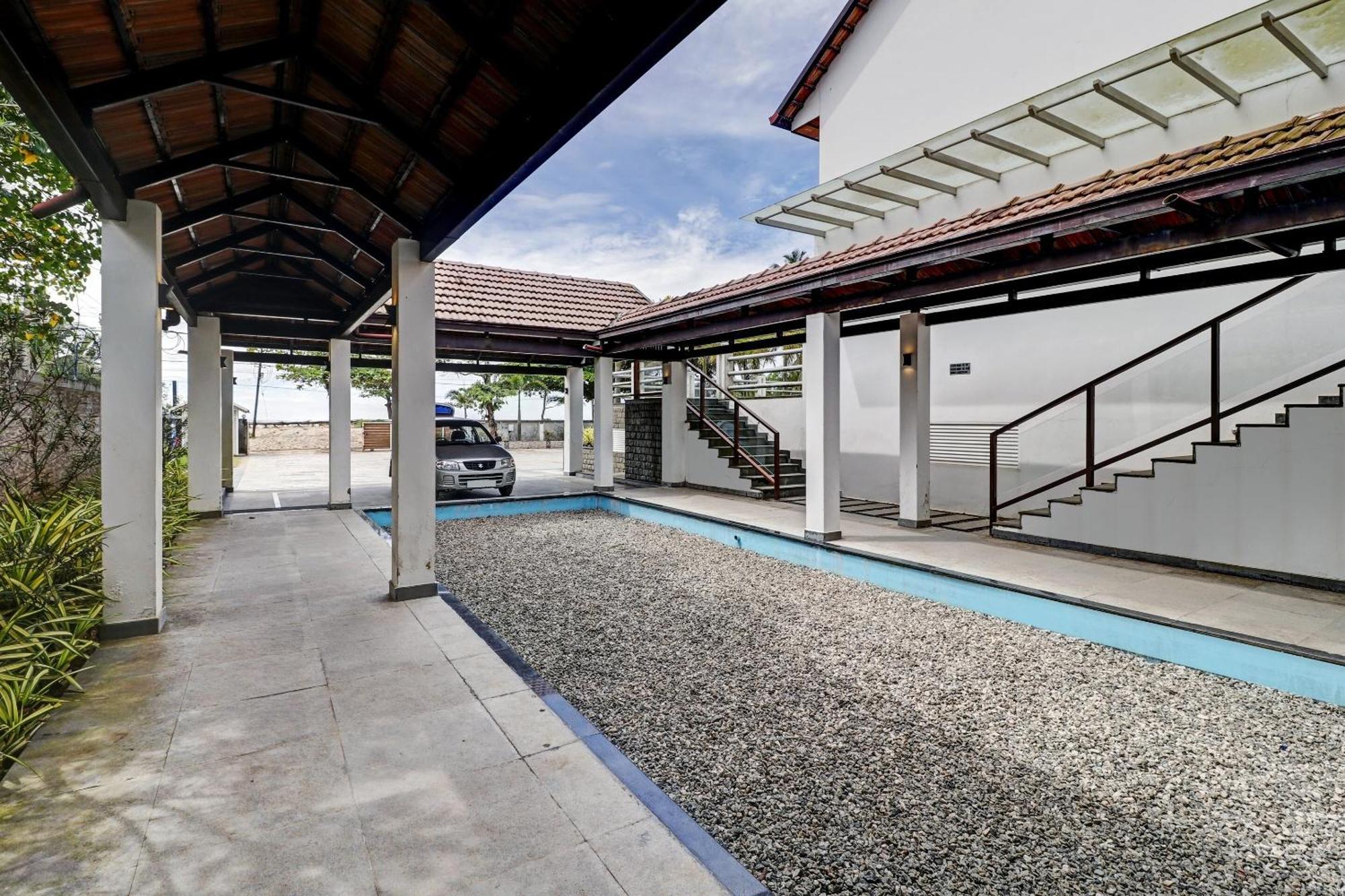 Townhouse Oak Edassery's Sealine Hotel 4*