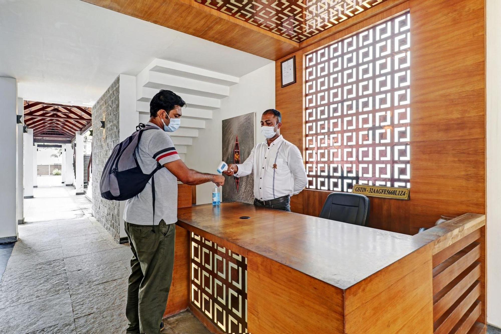 Townhouse Oak Edassery's Sealine 4* Kochi