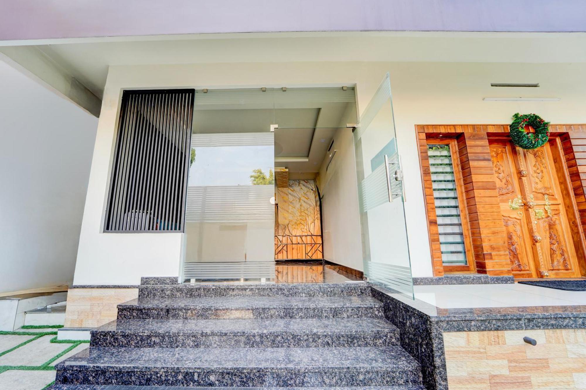 Super Townhouse Kalady Near Airport