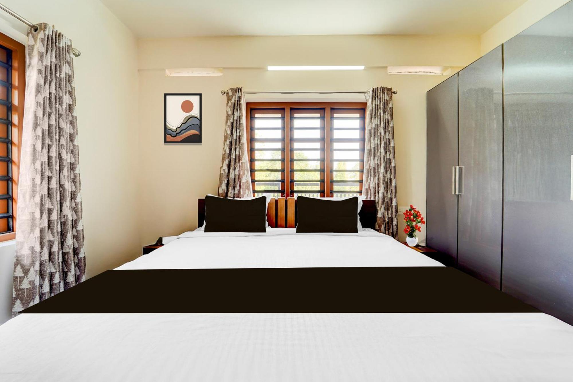 Hotel Super Townhouse Kalady Near Airport