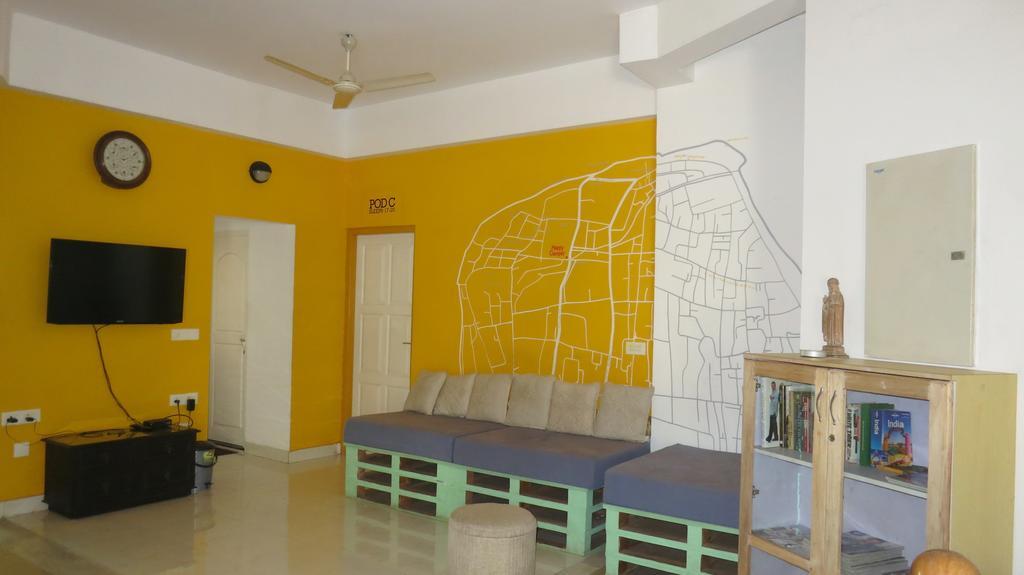 Hostel Happy Camper *