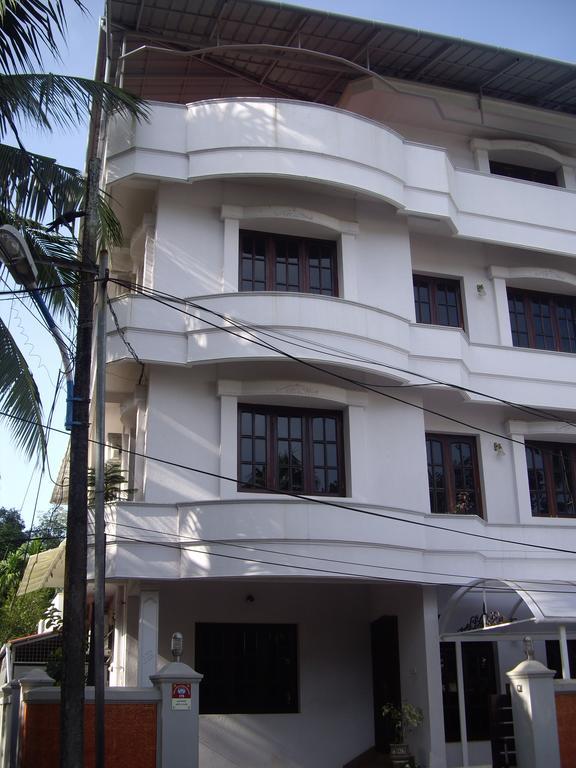 Elim Homestay *