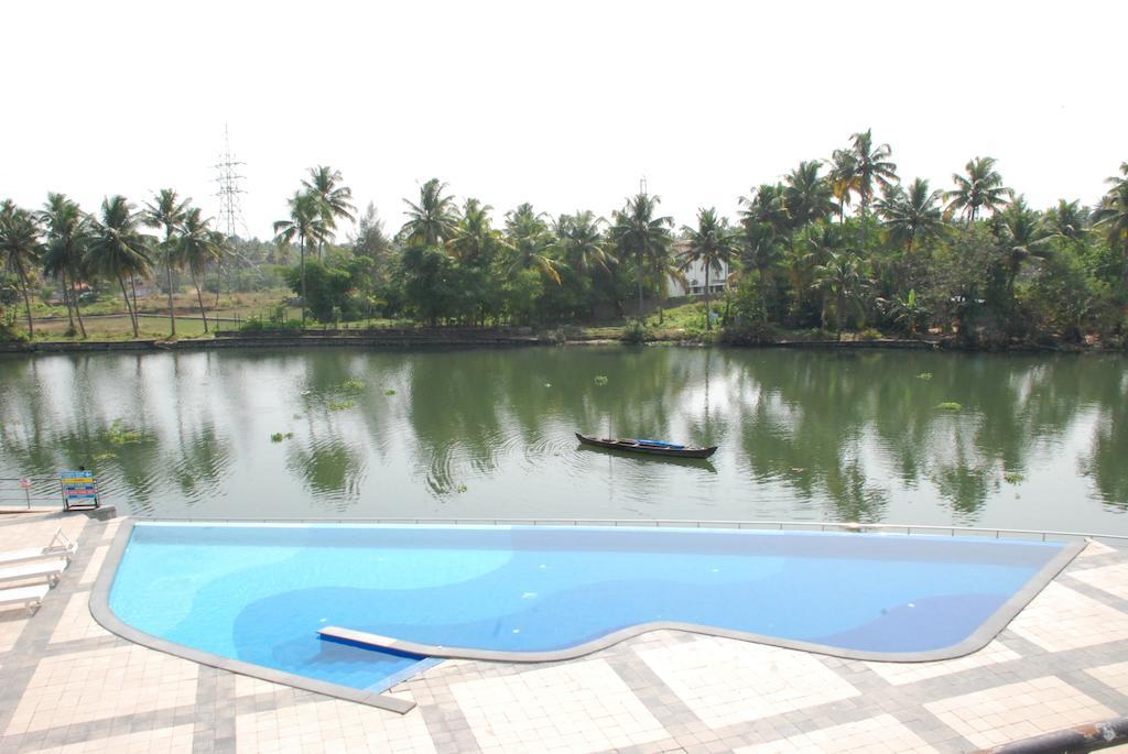 Mermaid 3* Kochi
