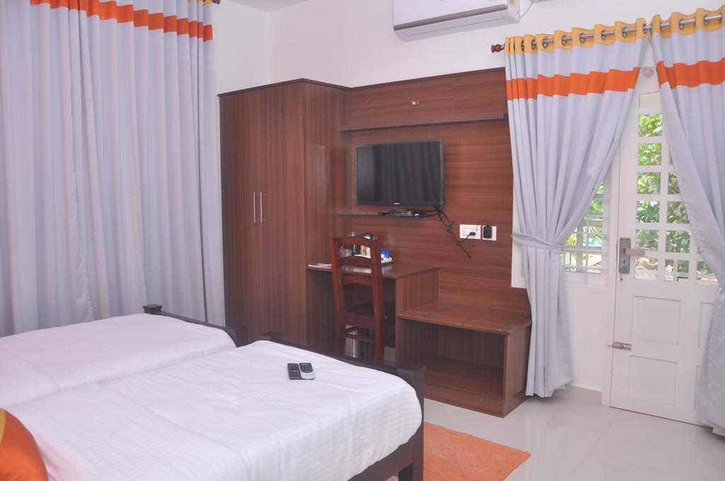 Rajivs * Kochi