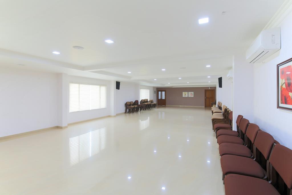Treebo Tgr Hotel 3*