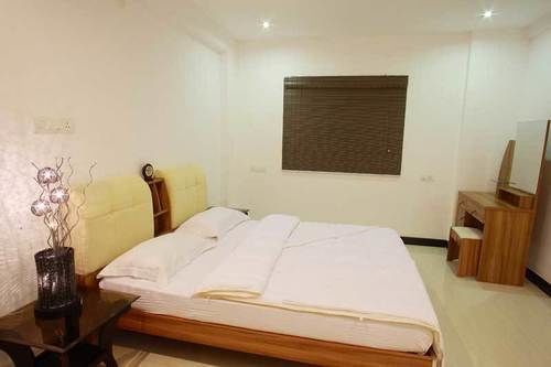 Phils' Residency & Banquets Hotel 2*