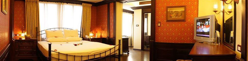 Hotel Travancore Court