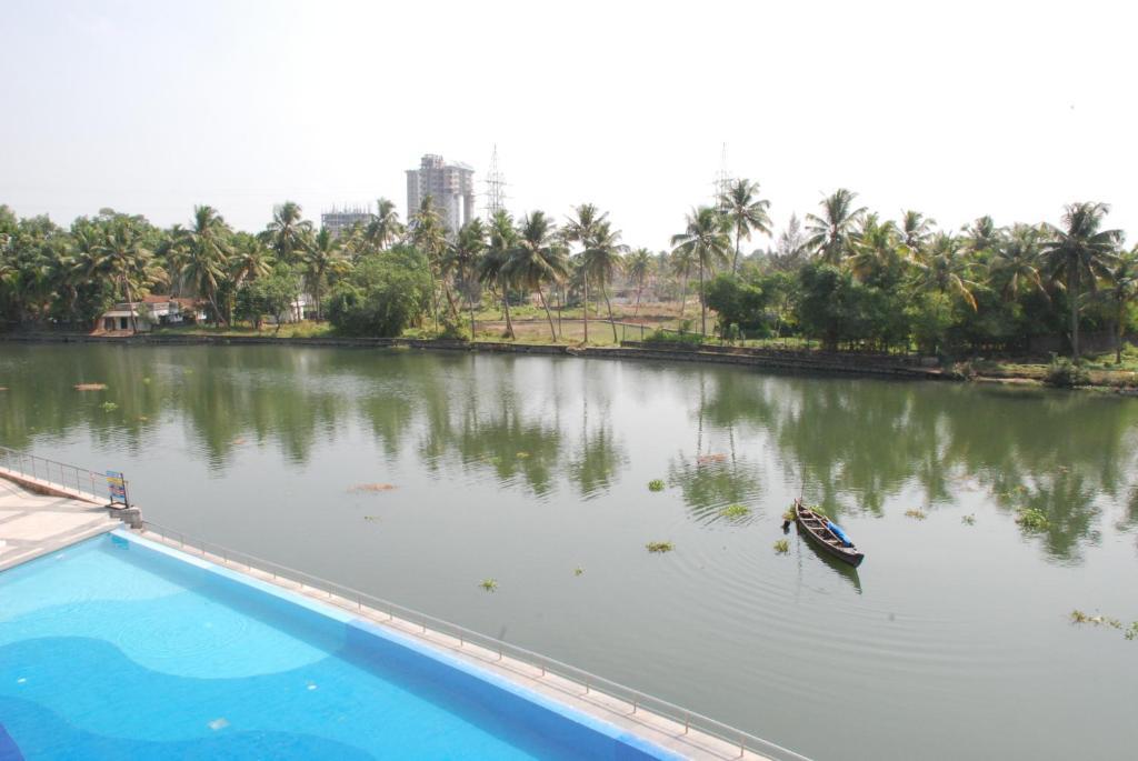 Mermaid 3* Kochi