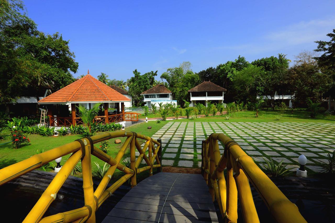 Resort Nihara And Cochin