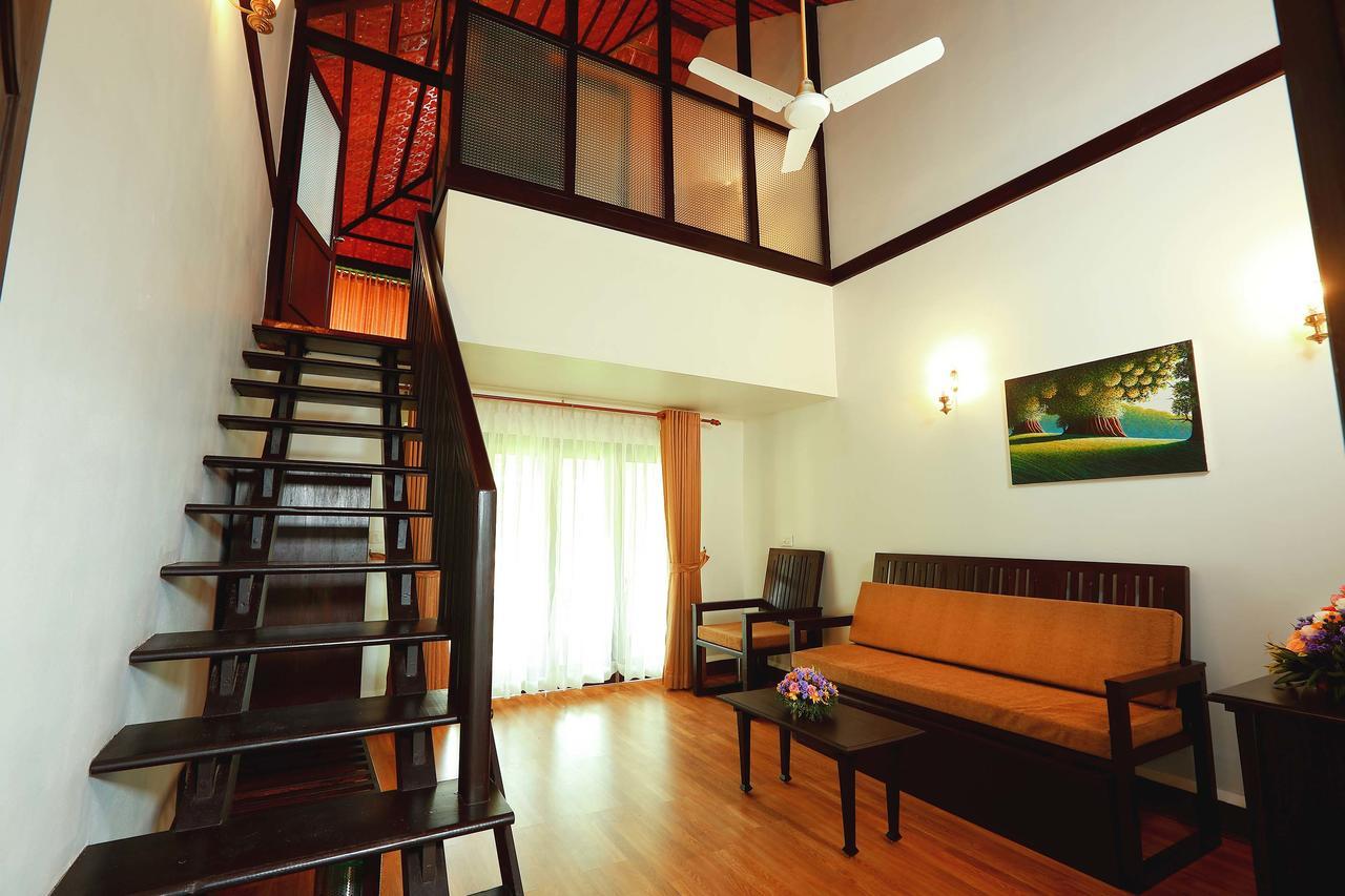 Resort Nihara And Cochin 4*
