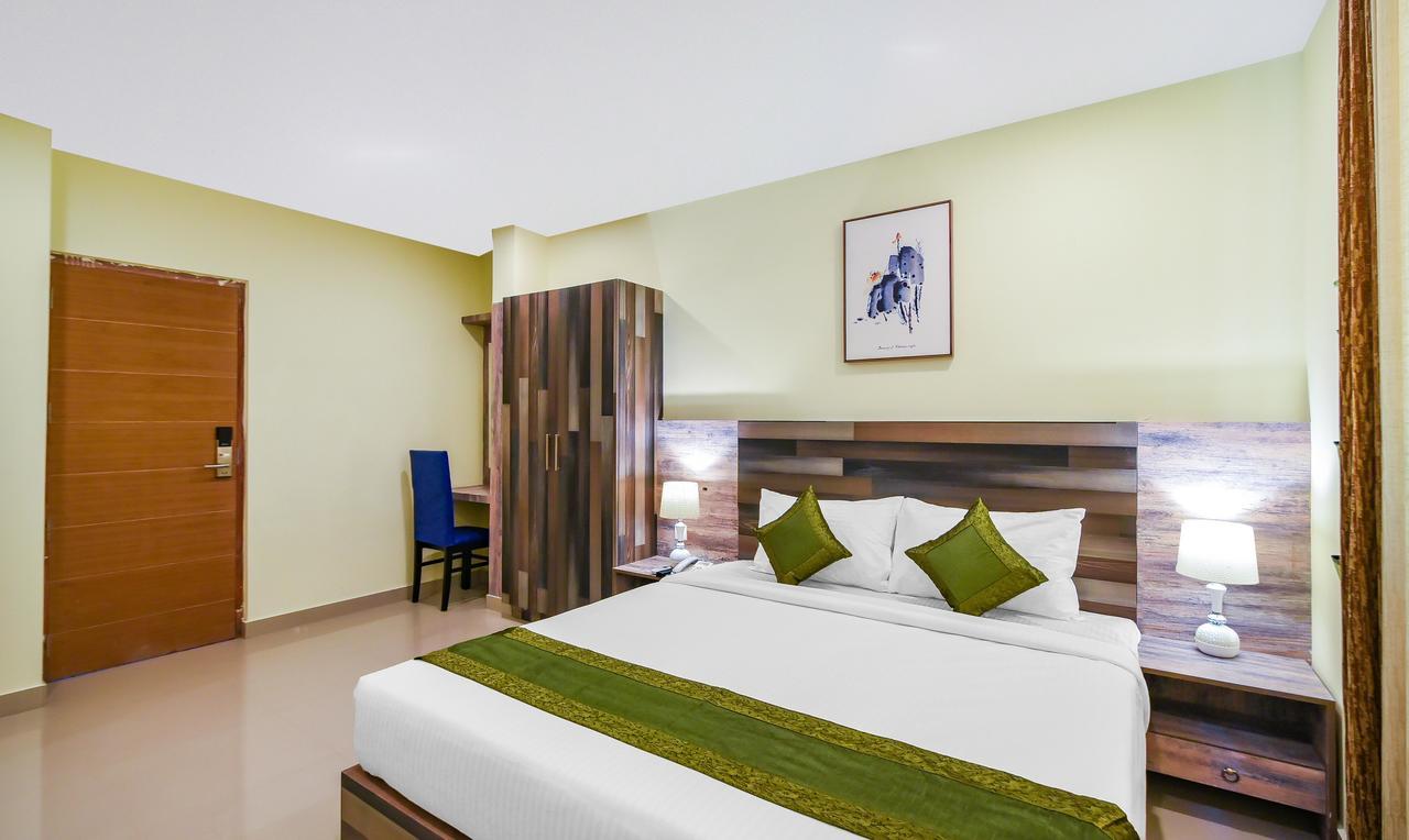 Treebo Trend Tree House Hotel Kochi