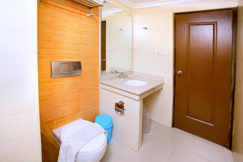 The Senate Hotel 3*