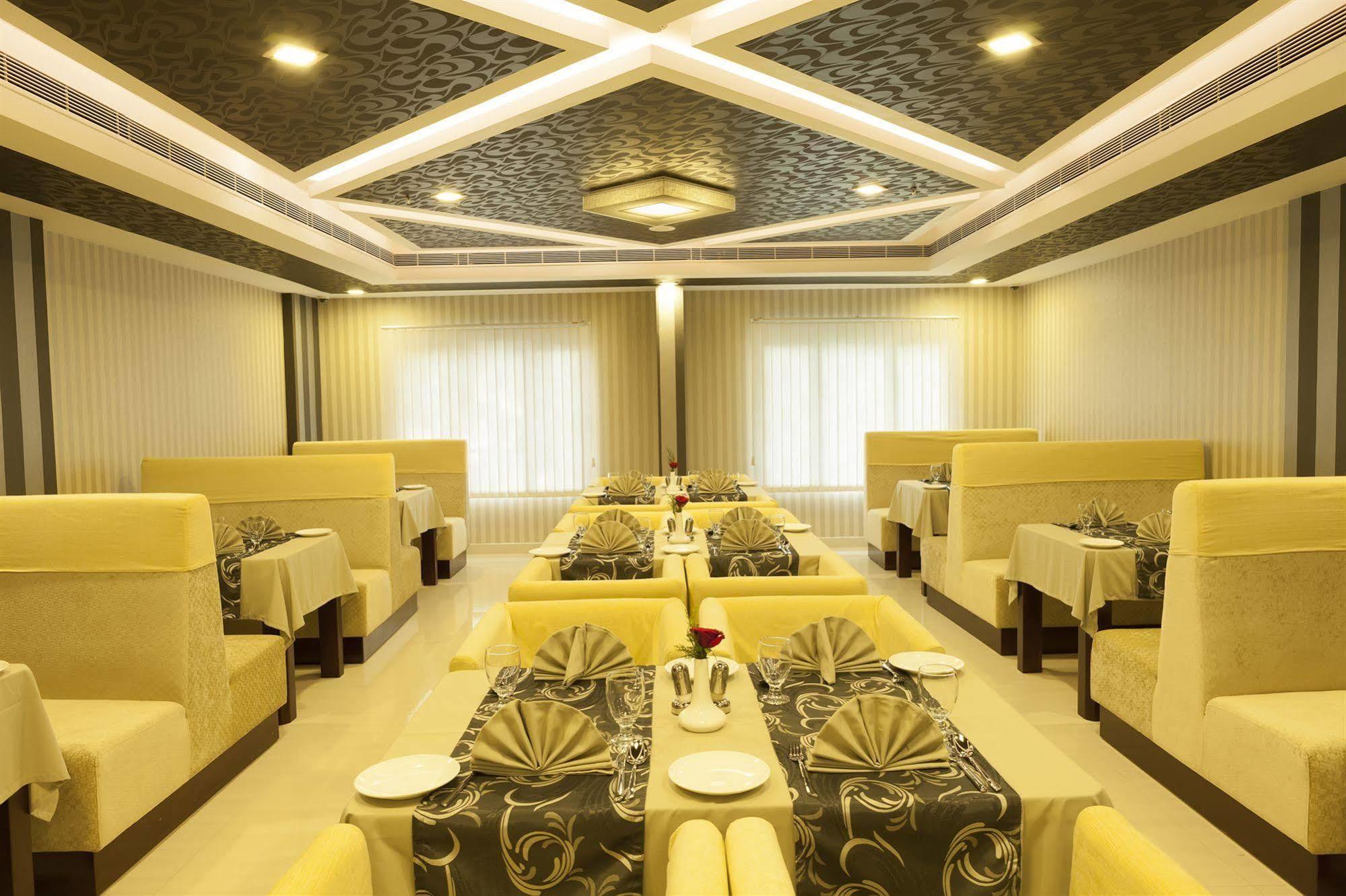 Hotel Abaam Cochin Kochi