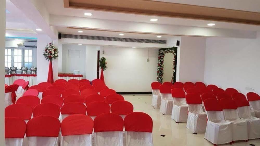 Phils' Residency & Banquets Hotel 2*
