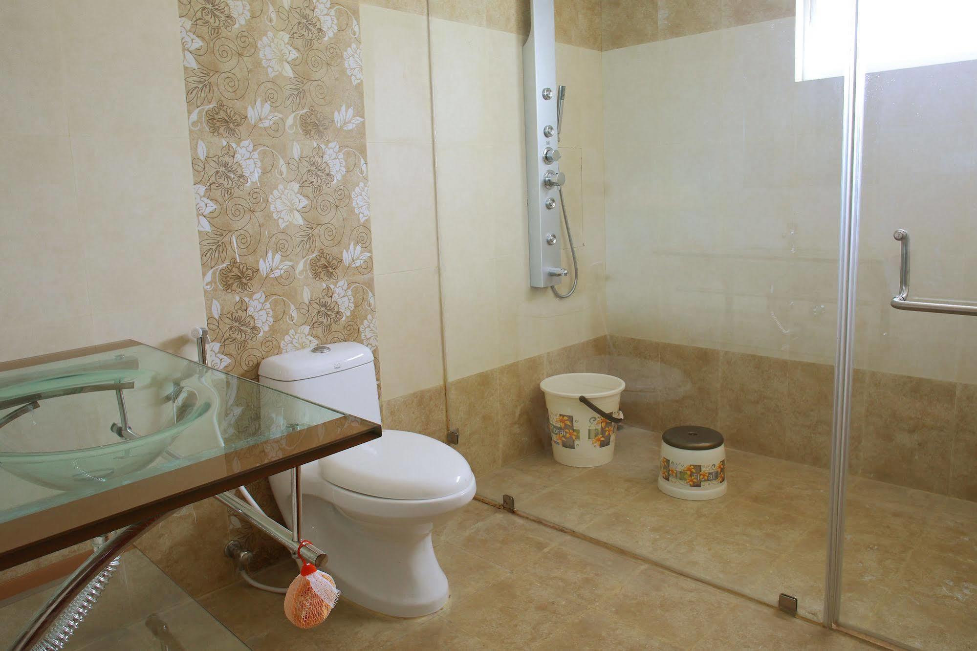Hotel Phils' Residency & Banquets Kochi