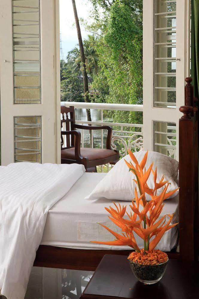 Punarnava Bamboo Lagoon Ayurveda Village