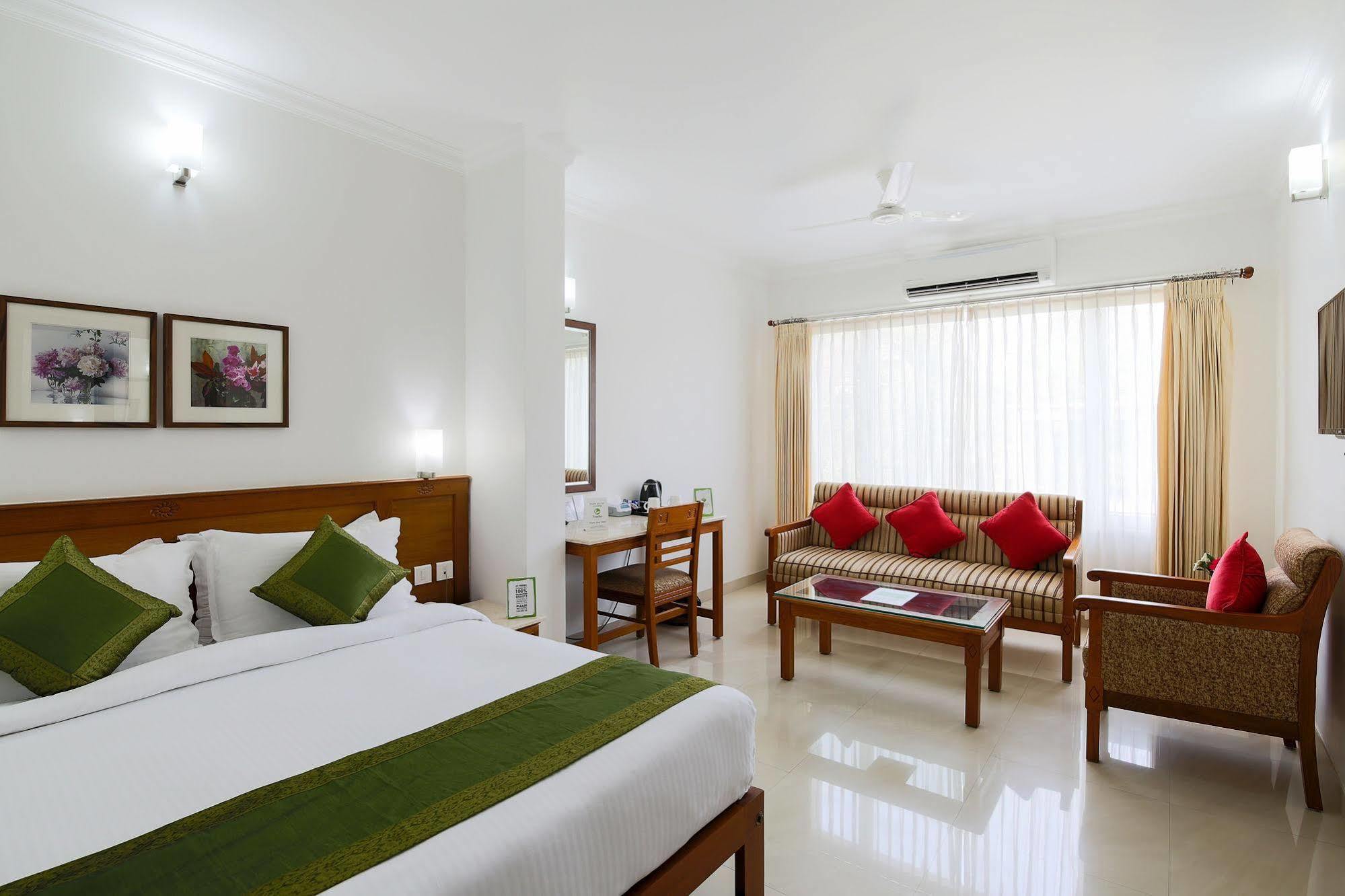 Treebo Tgr Hotel Kochi