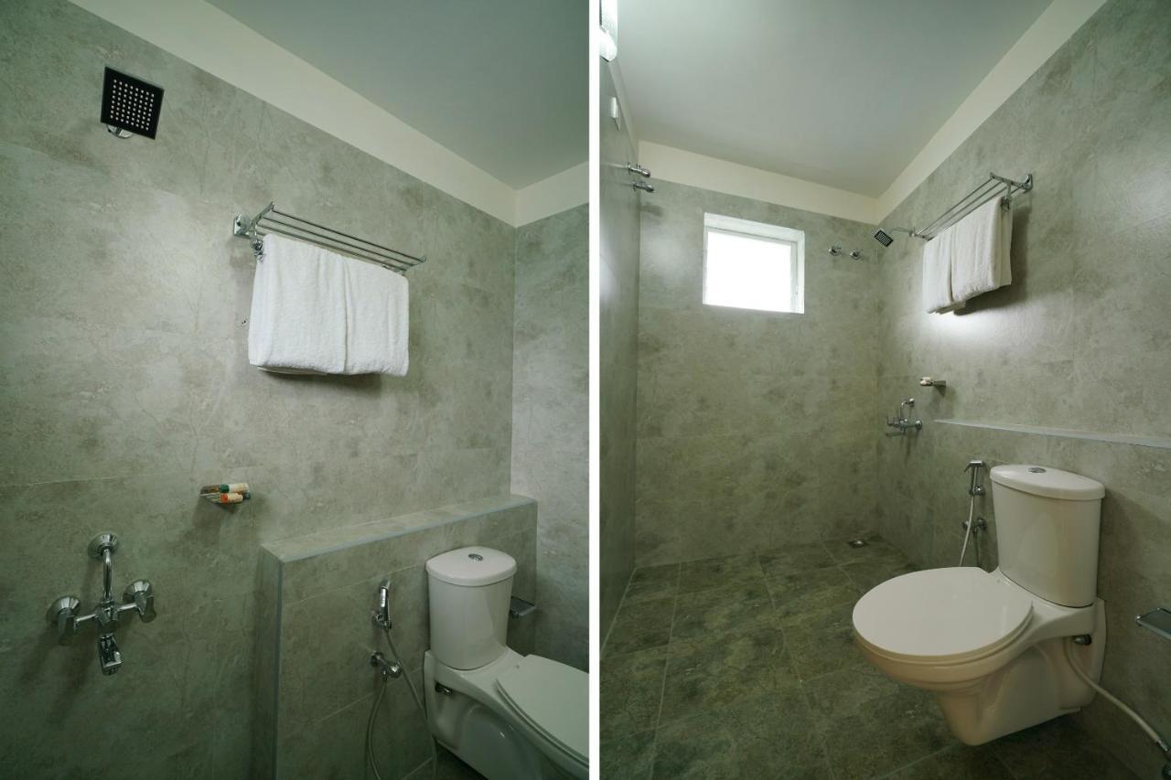 Oyo 15574 Caprice Residency, South Kochi