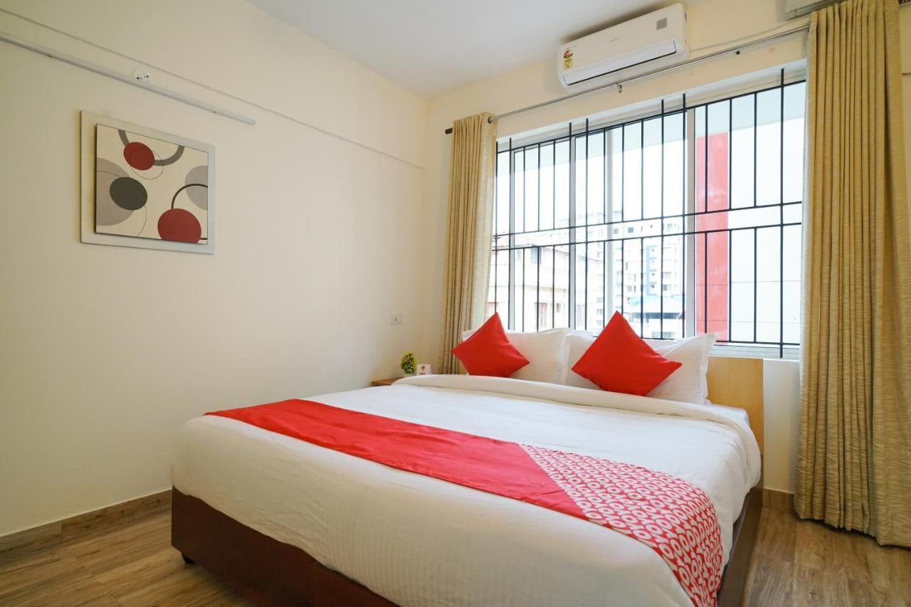 Oyo 15574 Caprice Residency, South