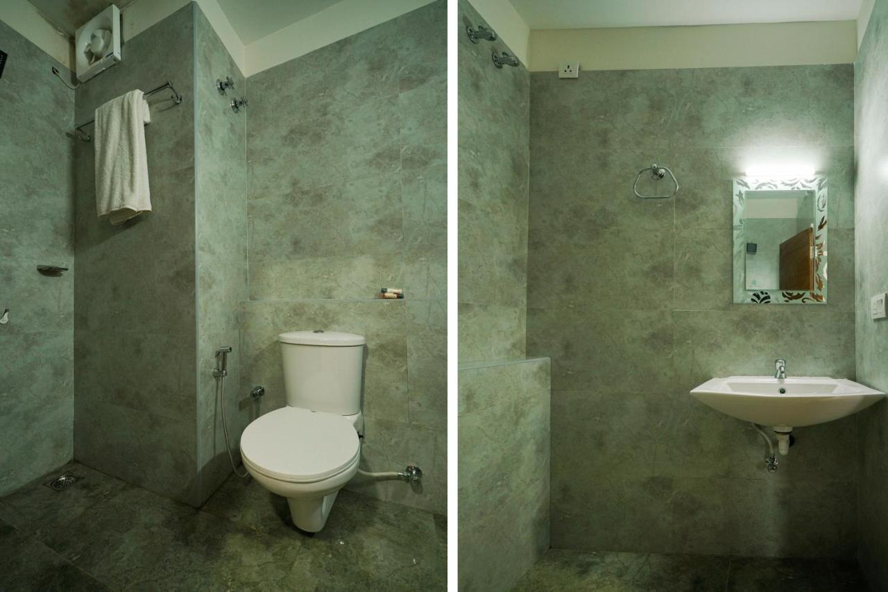 Oyo 15574 Caprice Residency, South 3* Kochi
