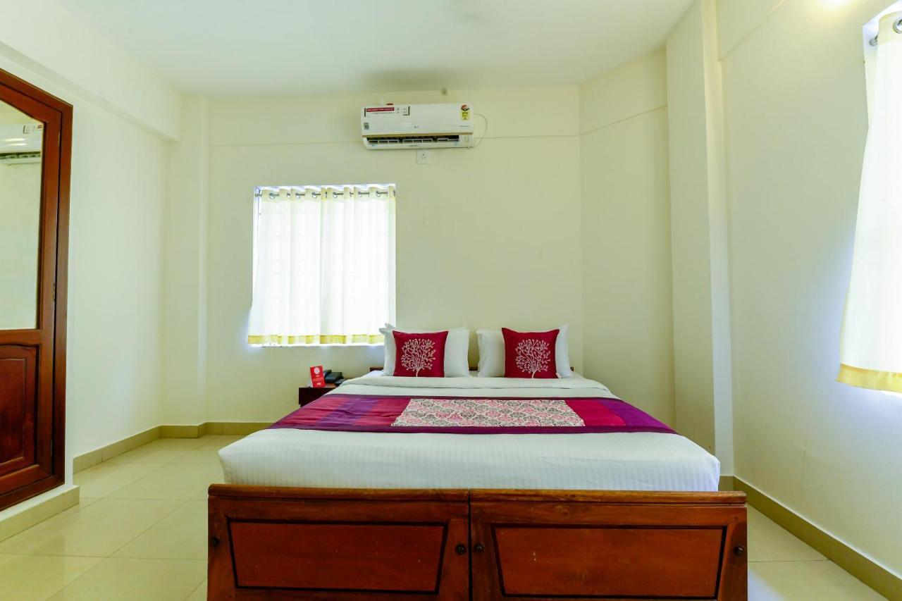 Oyo 11328 Chandrika Residency Hotel Kochi