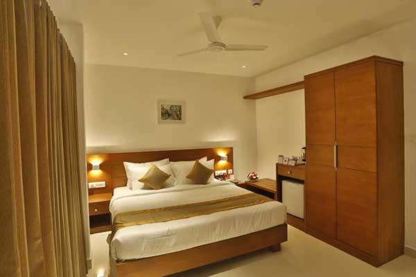Hotel Zodiac 3*
