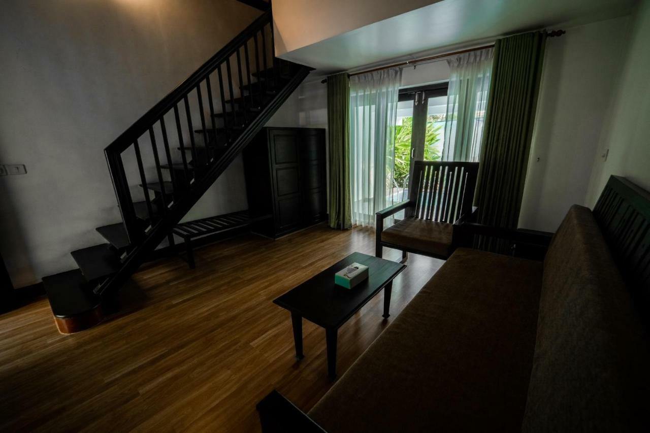 Resort Nihara And Cochin 4*