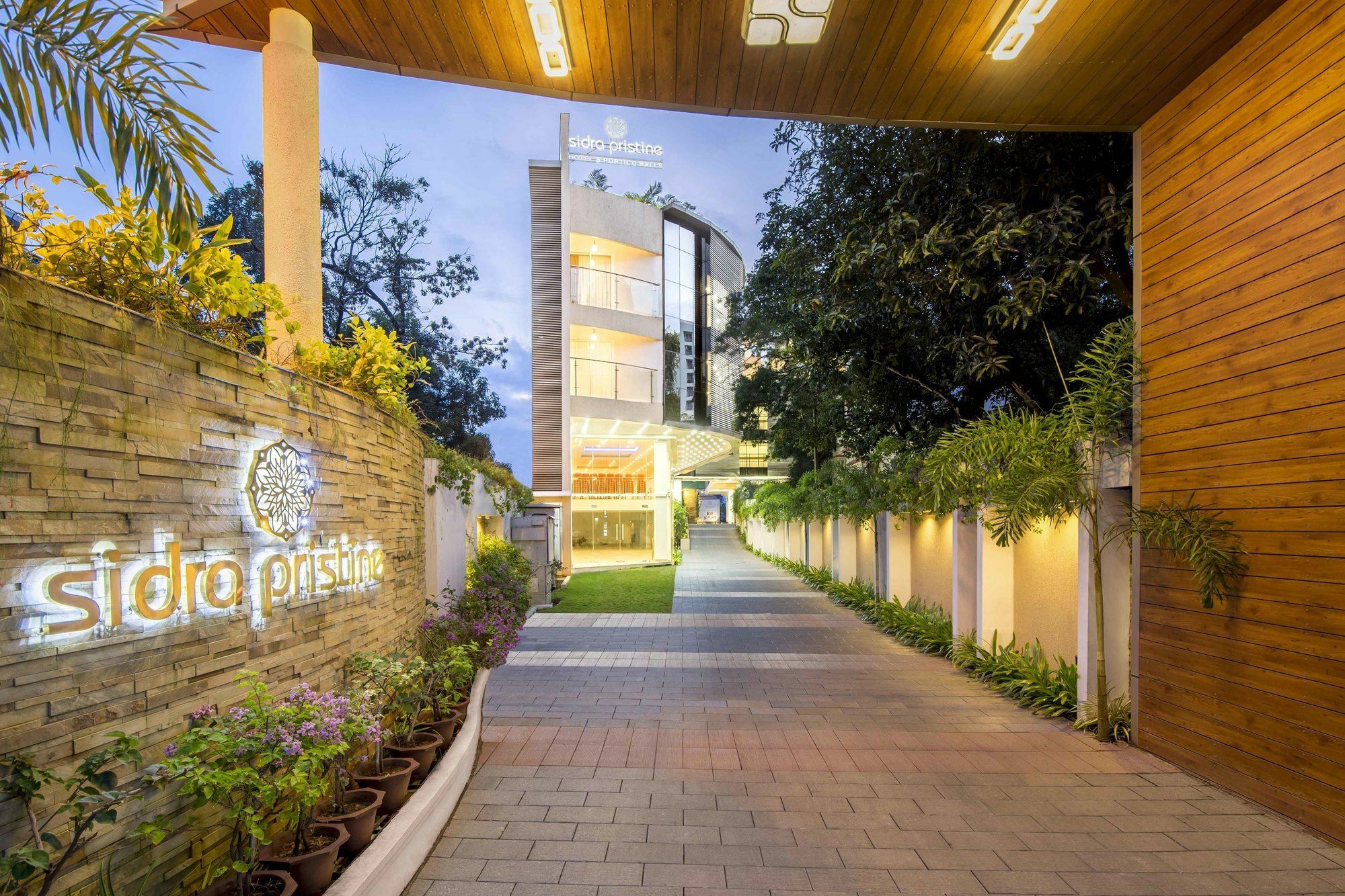 Sidra Pristine And Portico Halls Hotel