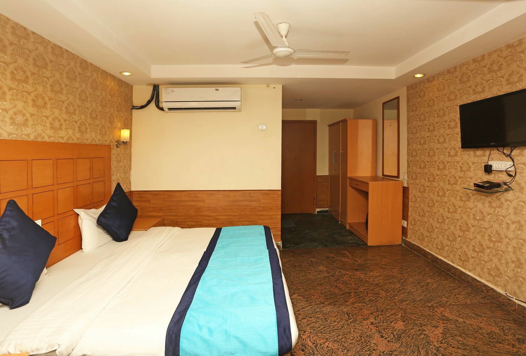 Hotel Sapta Dwaraka Kochi