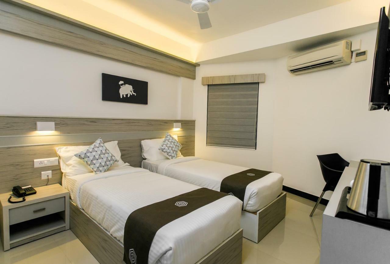 Sapphire Club Metro Kochi