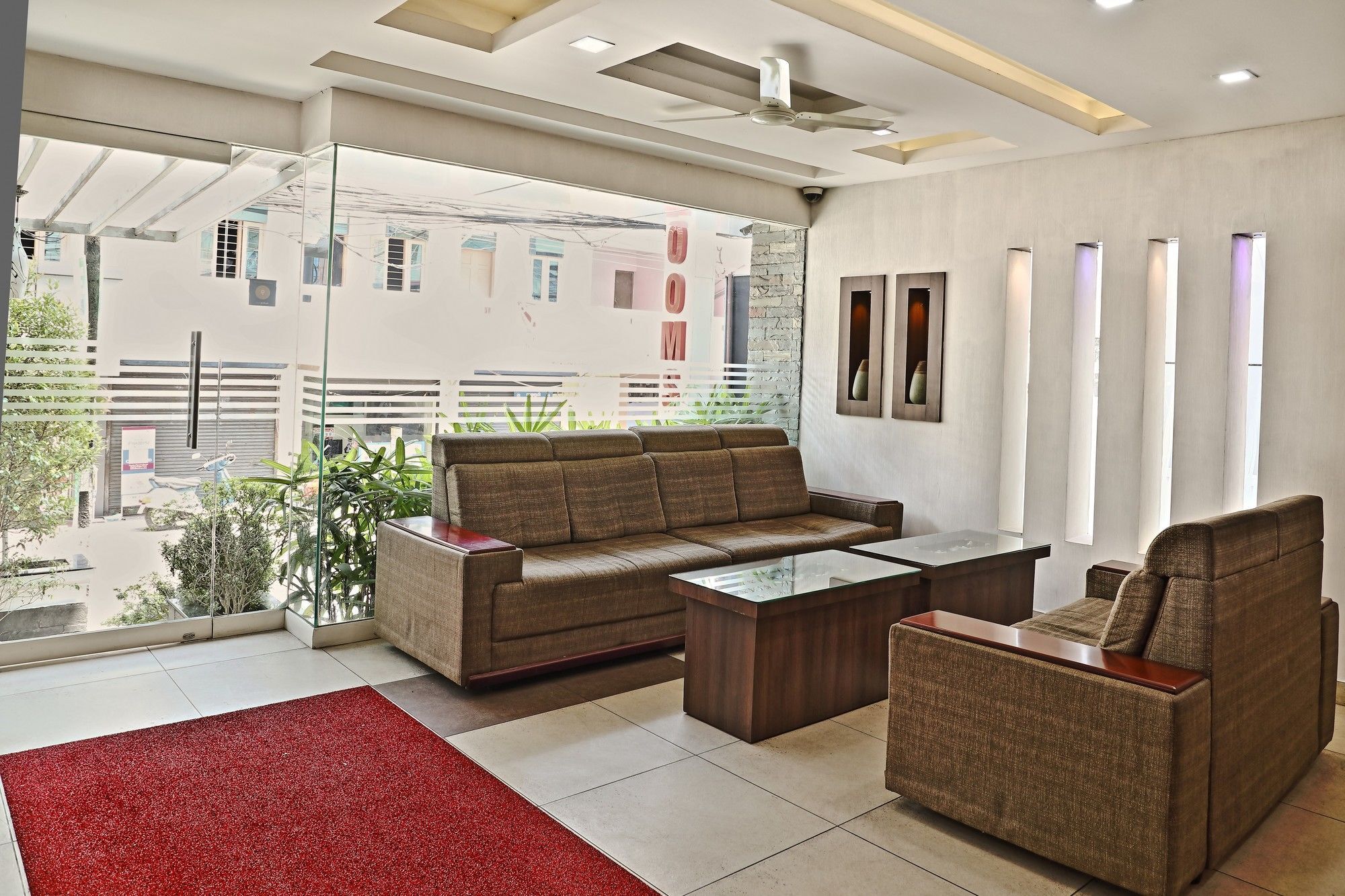 Evershine Residency Hotel 2*
