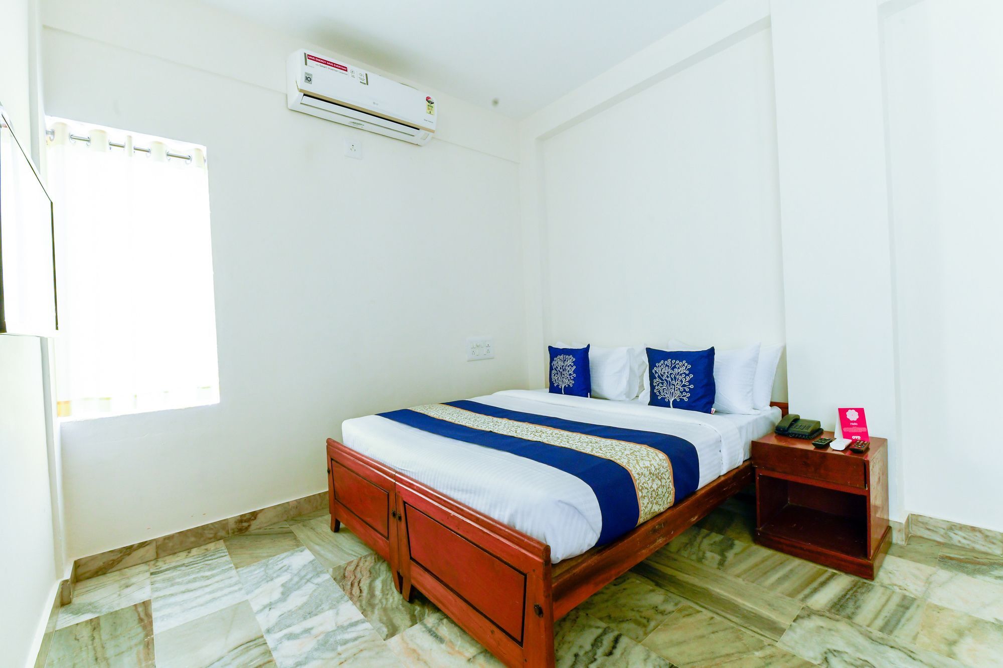 Oyo 11328 Chandrika Residency 3*