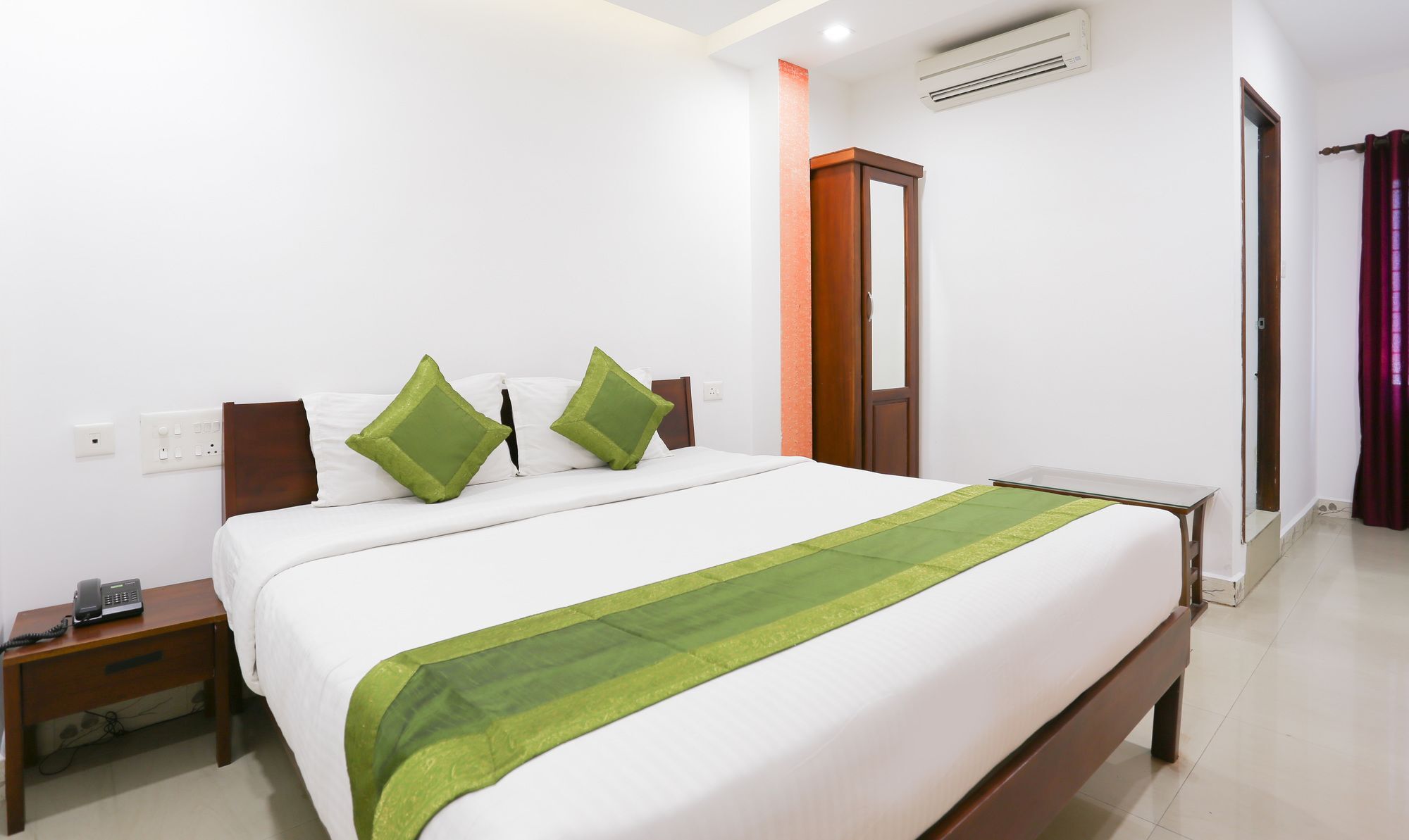Hotel Treebo Malabar Plaza