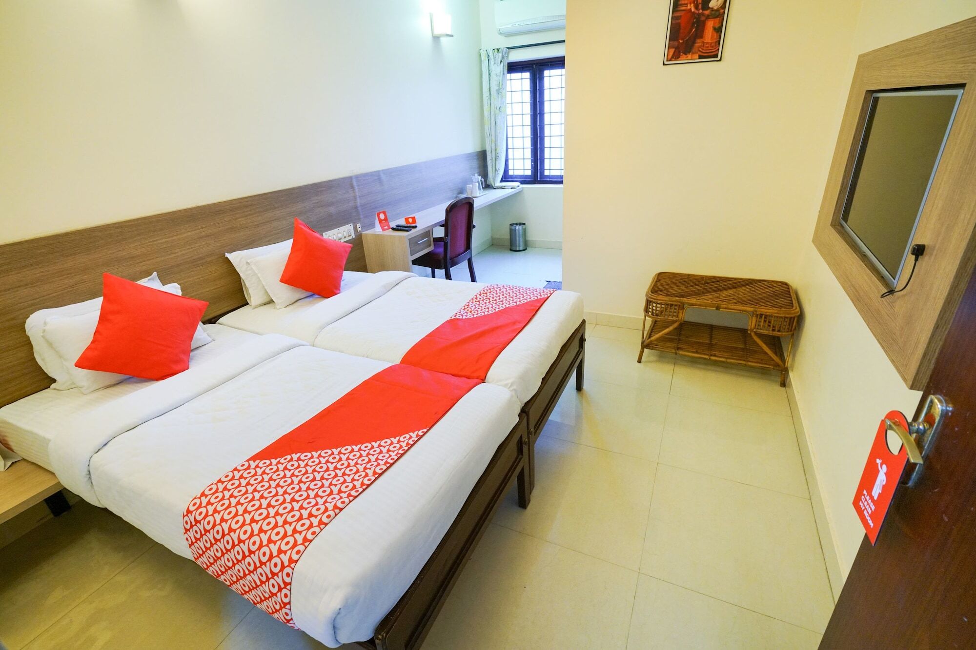 Oyo 3633 Nanda Hotel