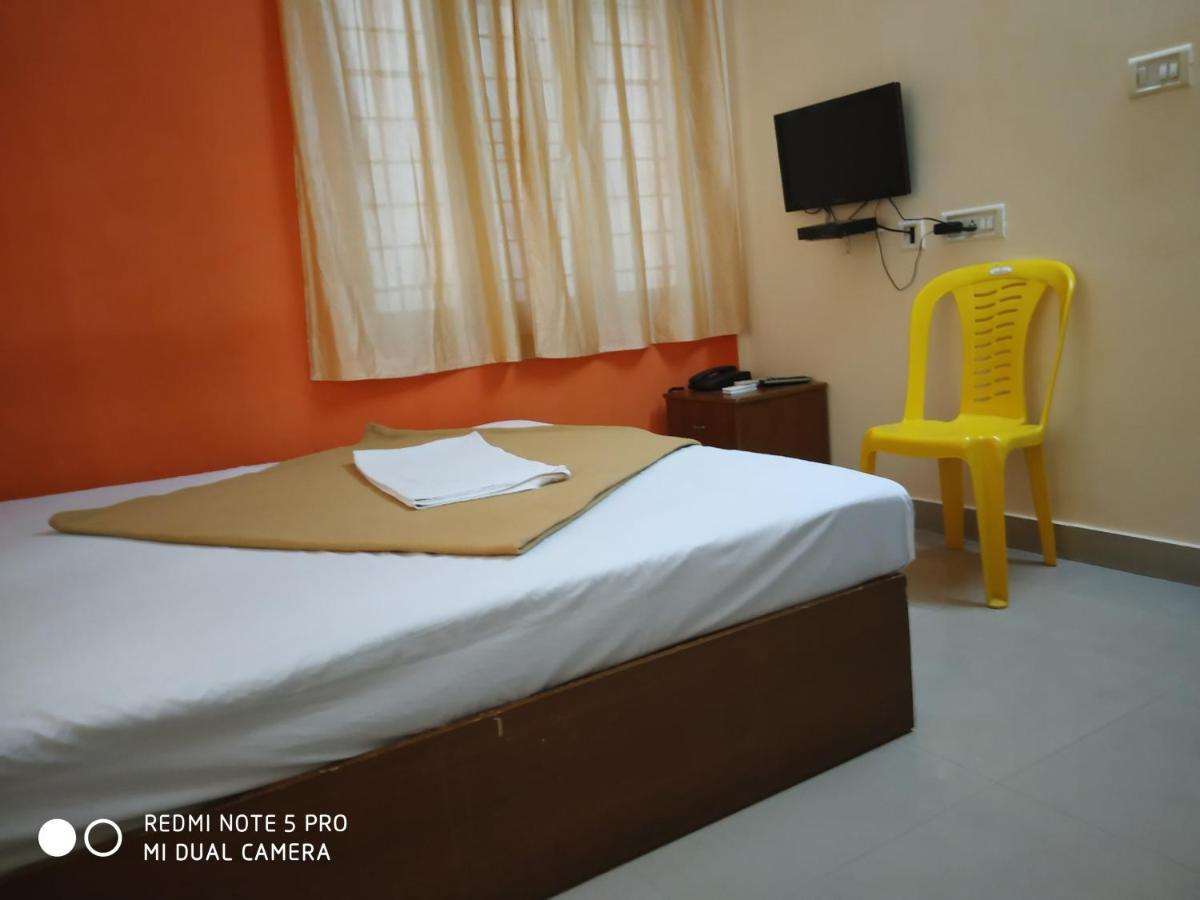 Hotel Pbs Grand Residency