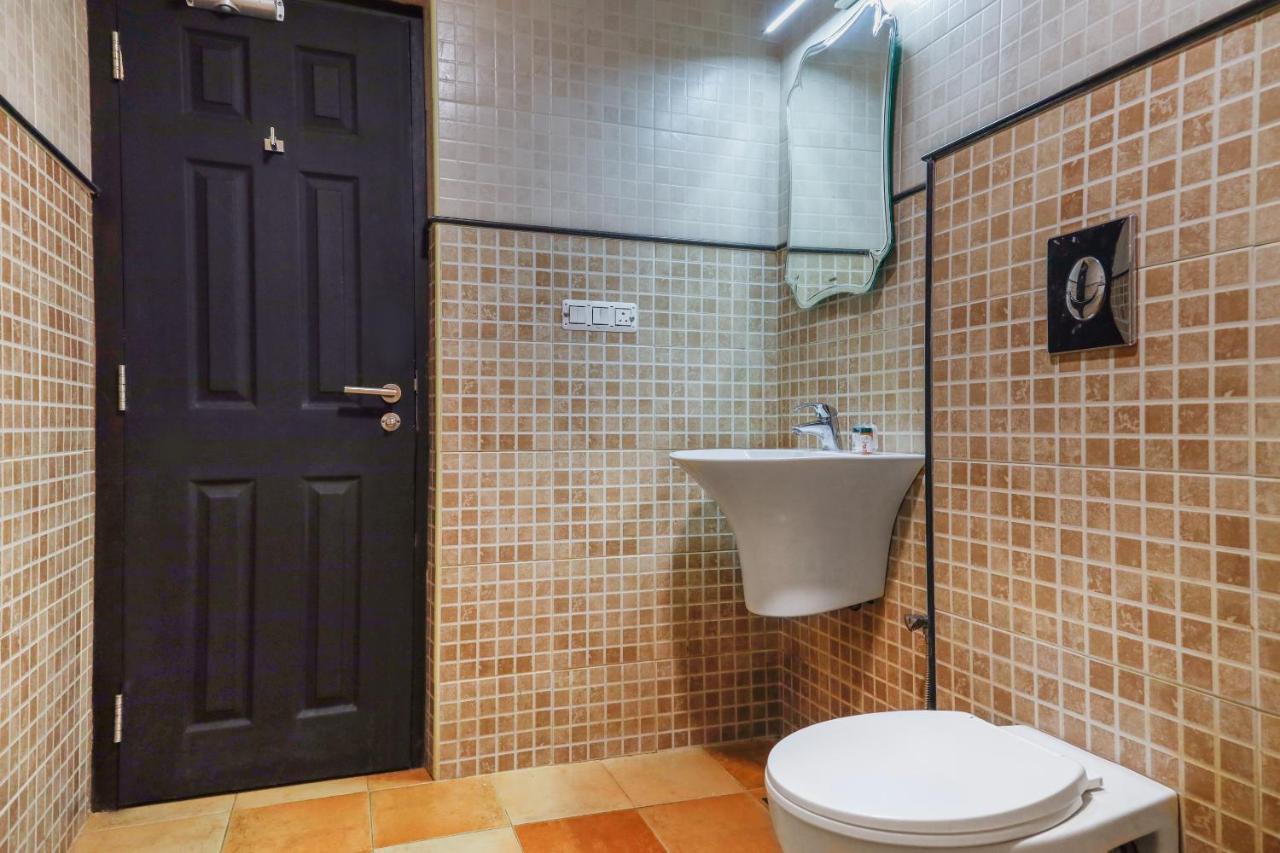 Anchor Hotel 3*
