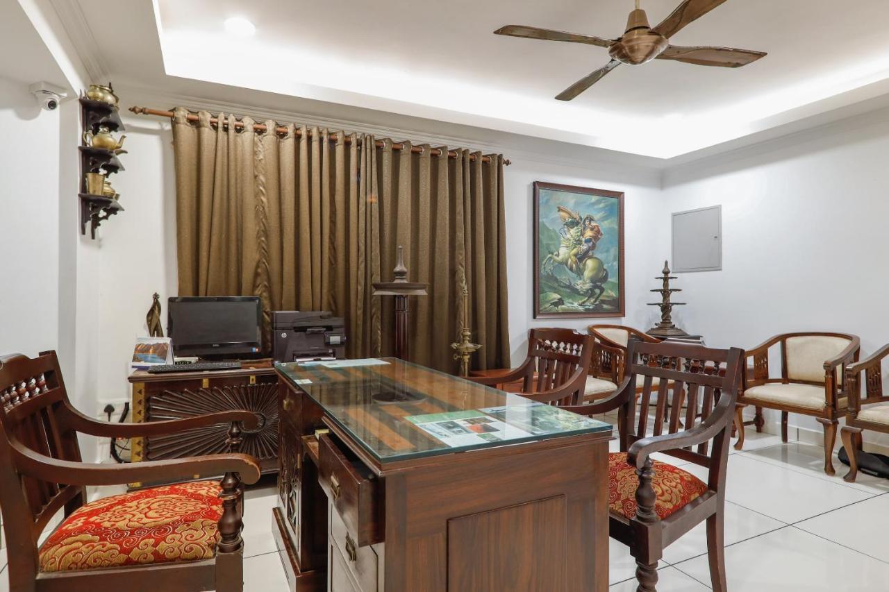 Anchor Hotel 3*