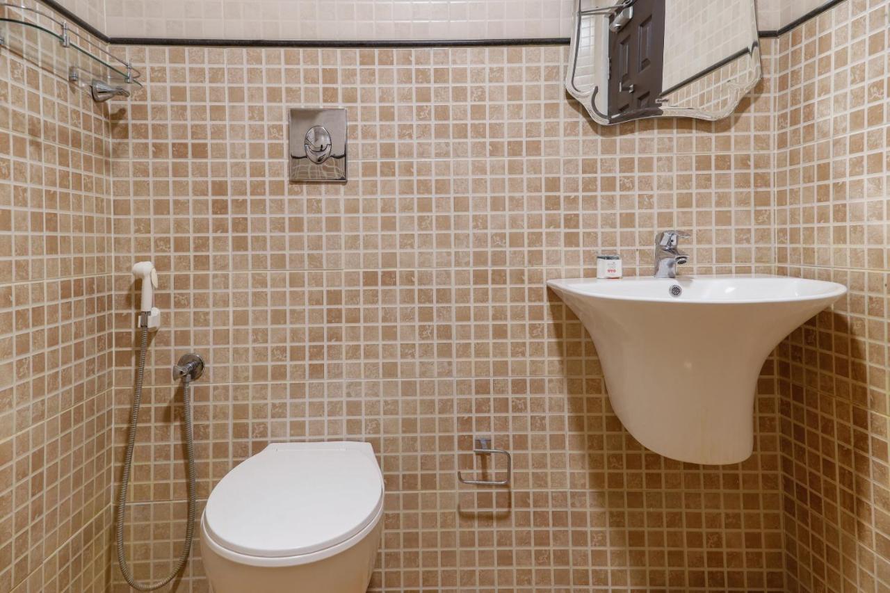 Anchor Hotel 3*