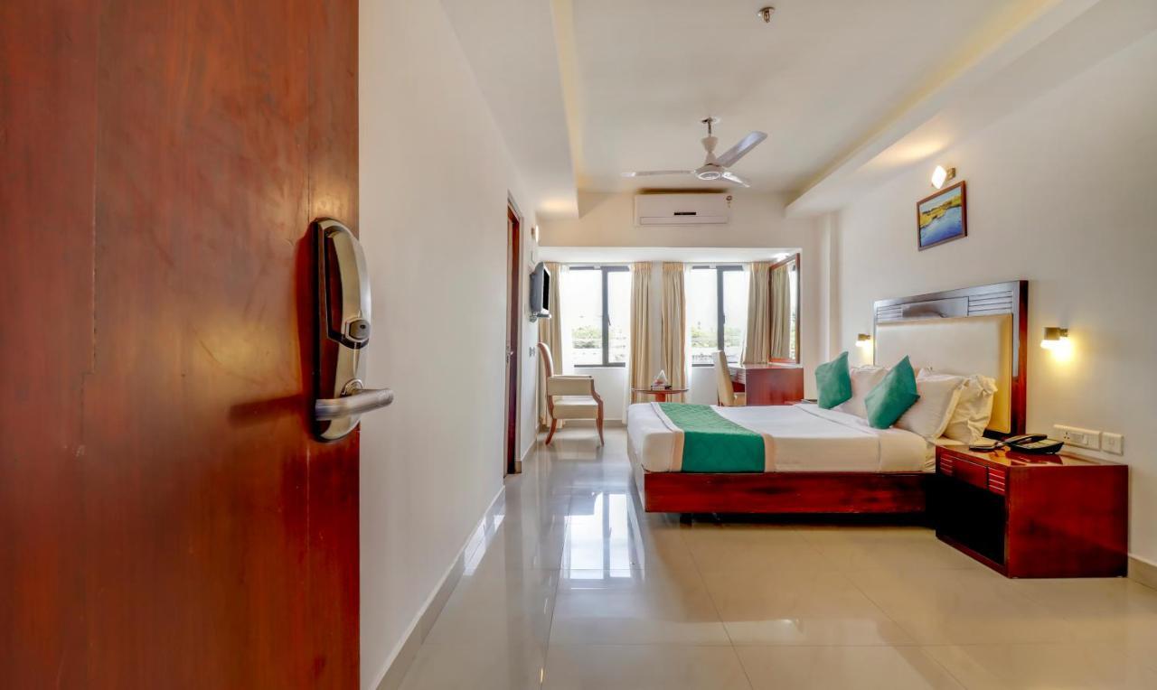 Hotel Luciya 2*